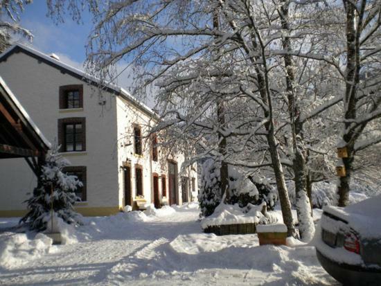 Les Demoiselles De La Semois Villa Poupehan Екстериор снимка